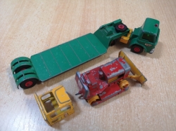 MATCHBOX KING SIZE K-17 FORD TRACTOR DYSON LOW LOADER CASE TRACTOR BULLDOZER 1967 ENGLAND