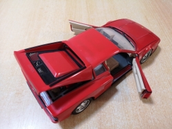 BBURAGO FERRARI TESTAROSSA 1984 1:18 ITALY