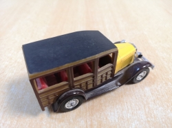 MATCHBOX MODELS OF YESTERYEAR 1930 MODEL A FORD VAN  1981 ENGLAND